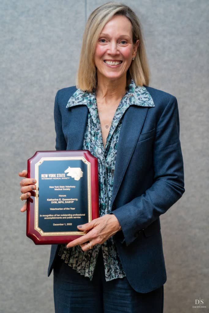 Dr. Katherine Quesenberry with her Veterinarian of the Year Award